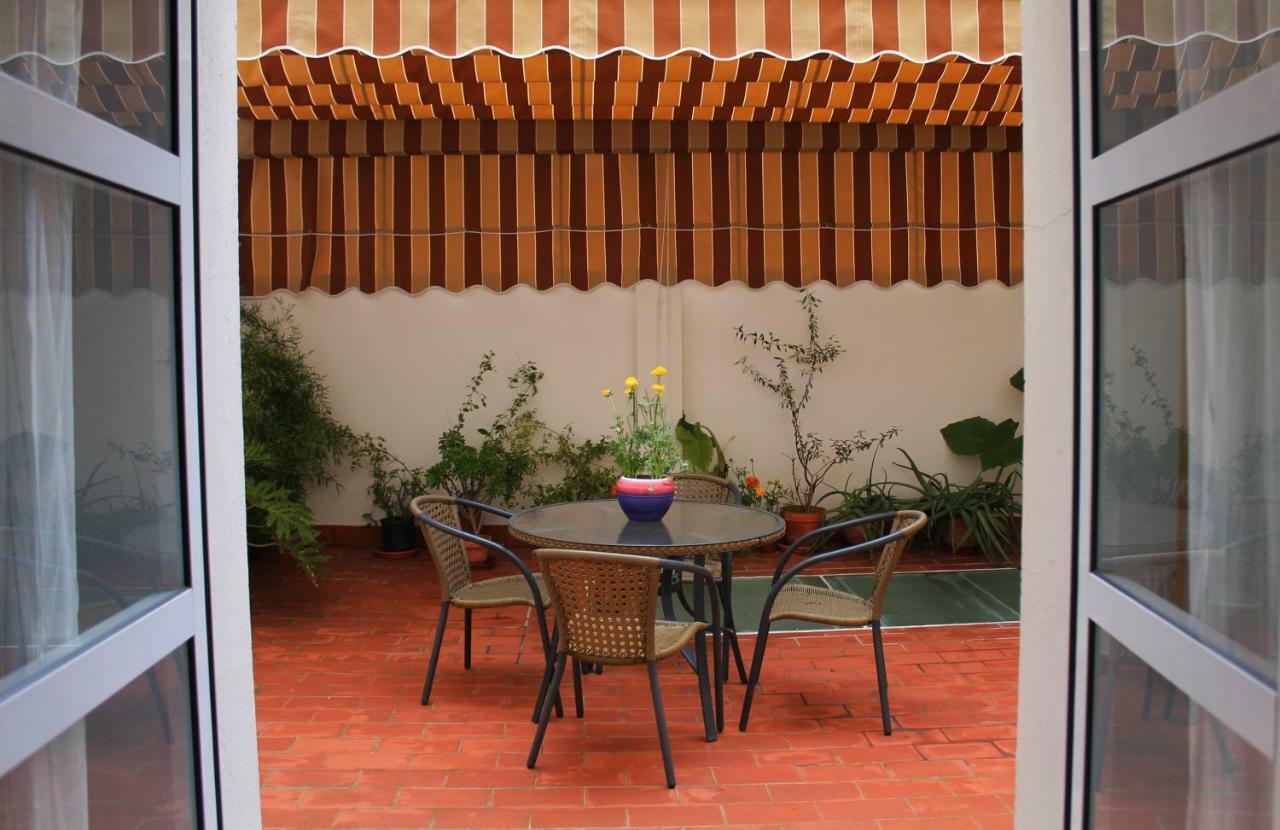 Apartamento Con Patio Cerca Mezquita Cordoba Exterior photo